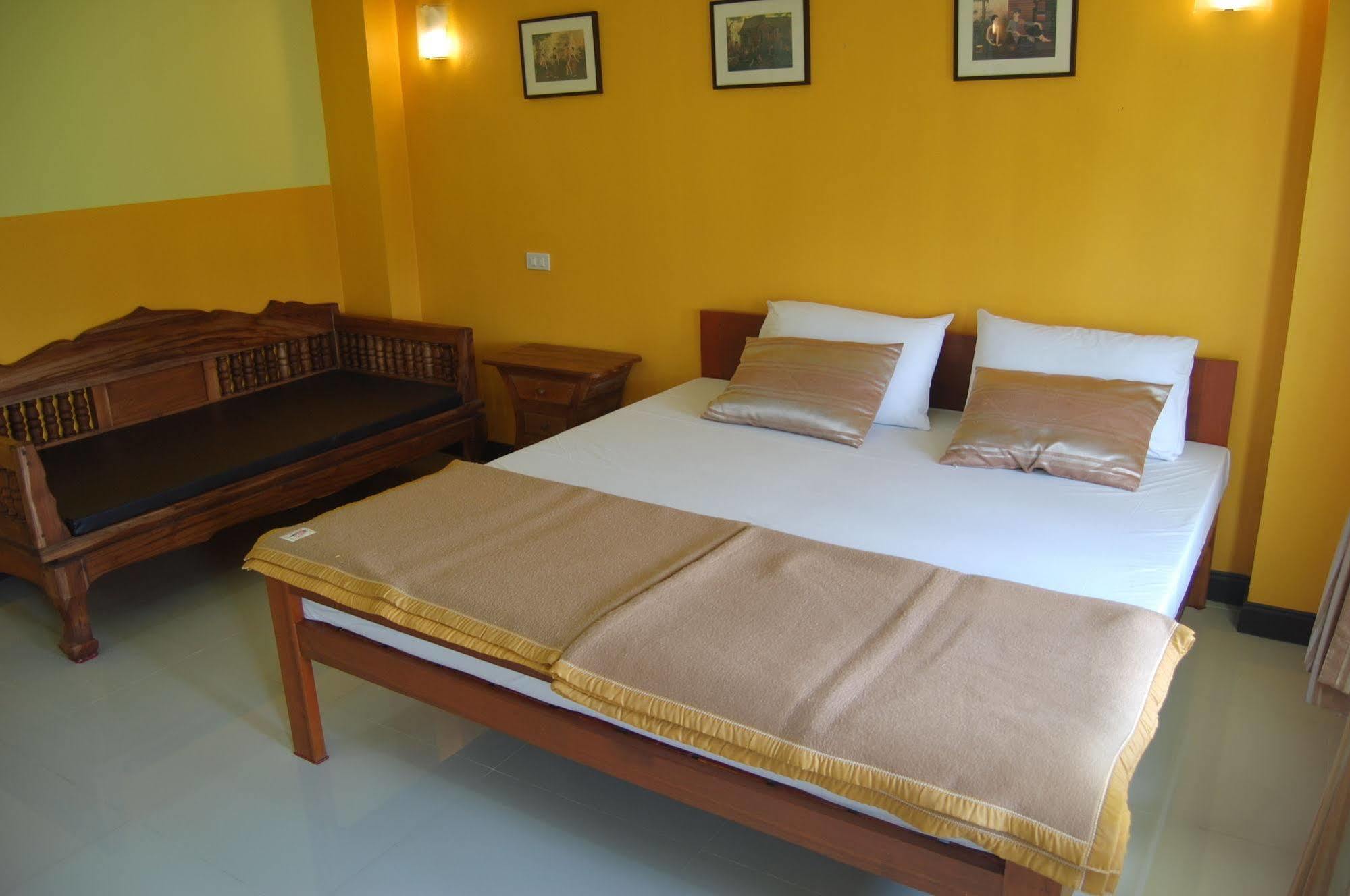 Saengthong Resort Chiangmai Chiang Mai Zewnętrze zdjęcie