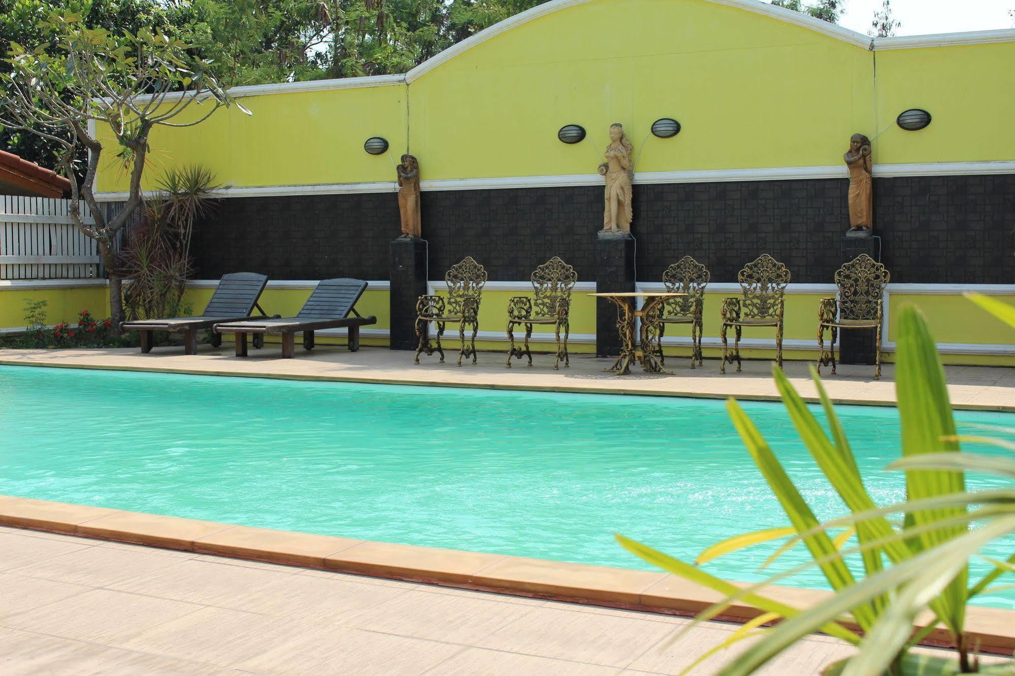 Saengthong Resort Chiangmai Chiang Mai Zewnętrze zdjęcie
